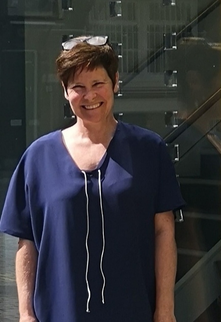 Portrait of artist Amanda Ralph